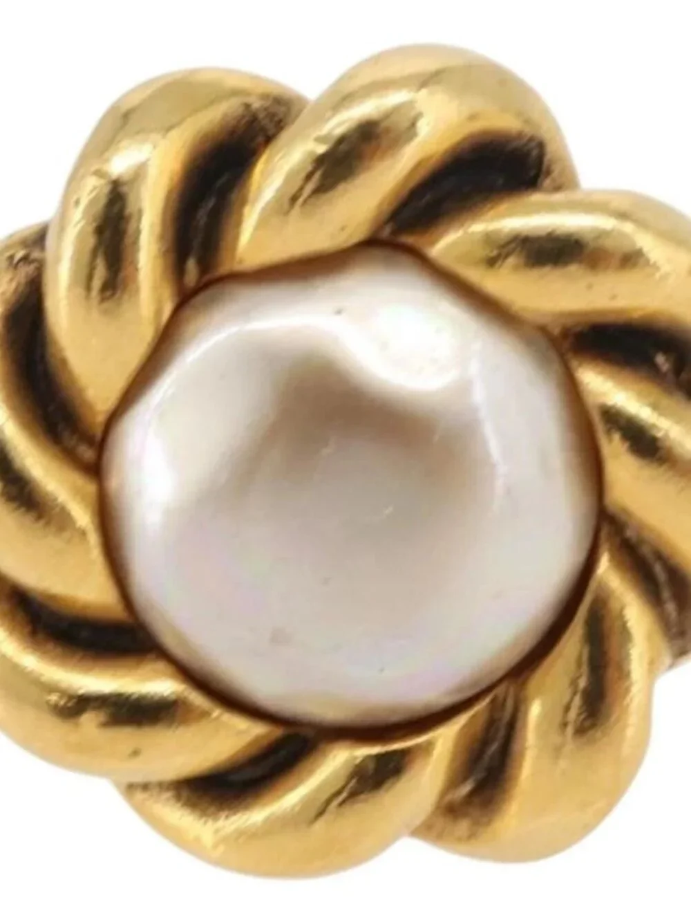 CHANEL Earring metal Gold CC Auth 178396